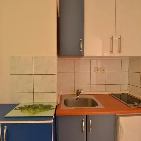 Two-bedroom In Pula Viii Appartement